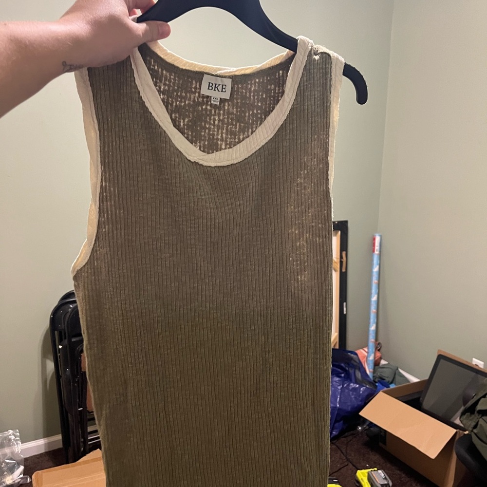 BKE 💚 tank lace